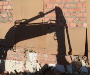 Guide to Excavator & Demolition Attachments for Hire