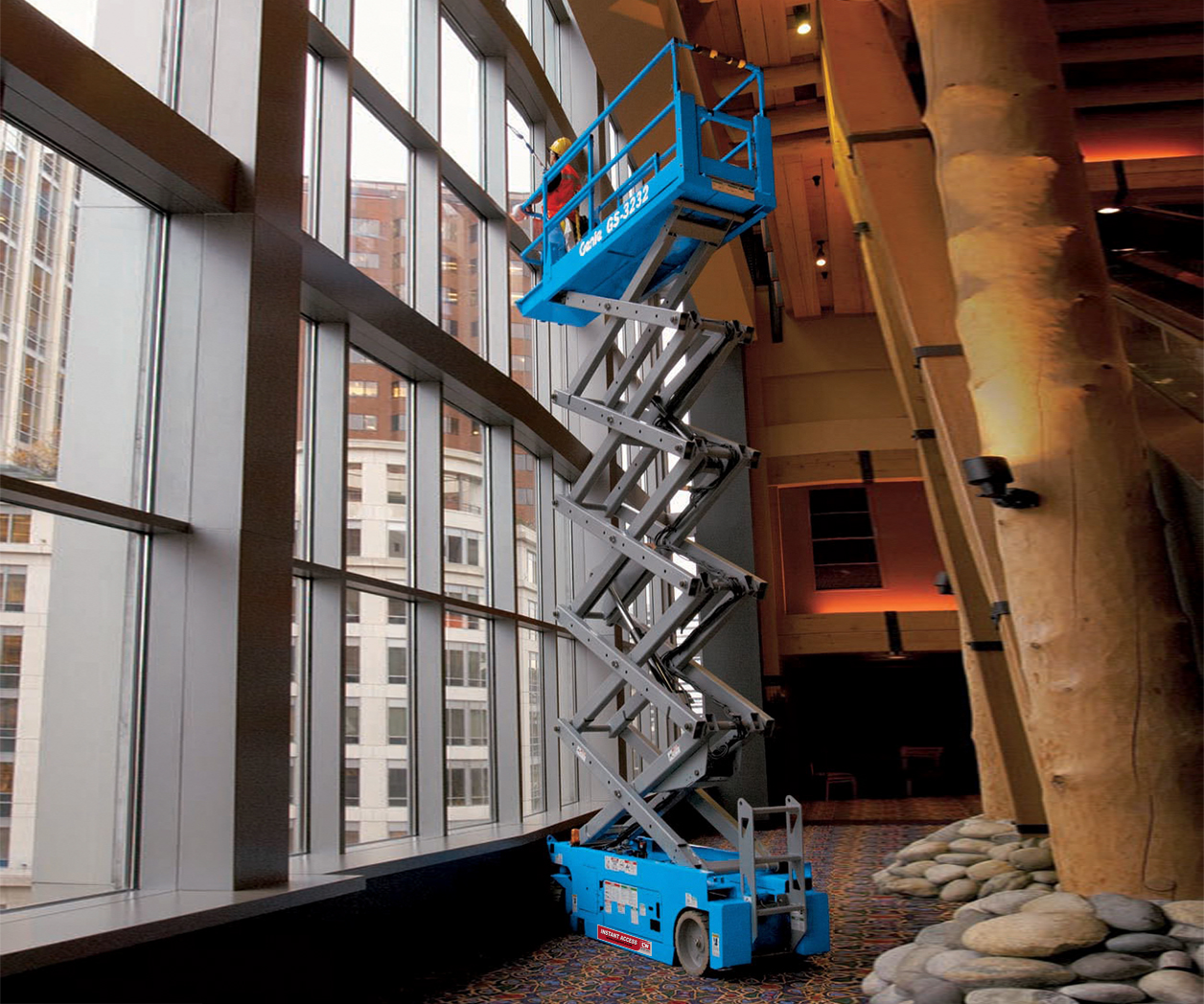 Genie - 11.5m Scissor Lift 2 Scissor Lifts - 3232