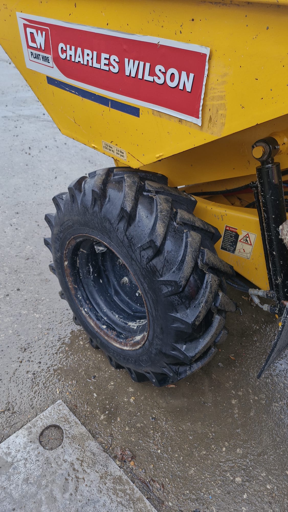 Thwaites 1 tonne Hi Tip 8 Thwaites 1 tonne Hi Tip