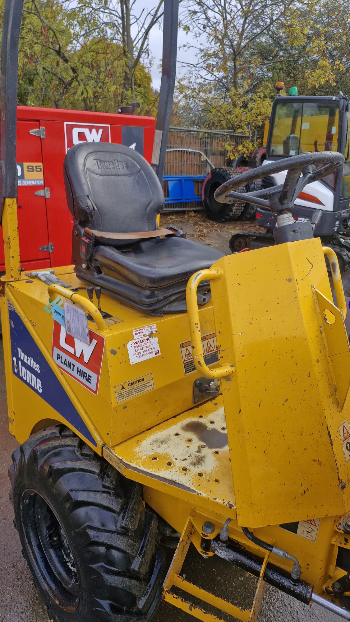 Thwaites 1 tonne Hi Tip 5 Thwaites 1 tonne Hi Tip