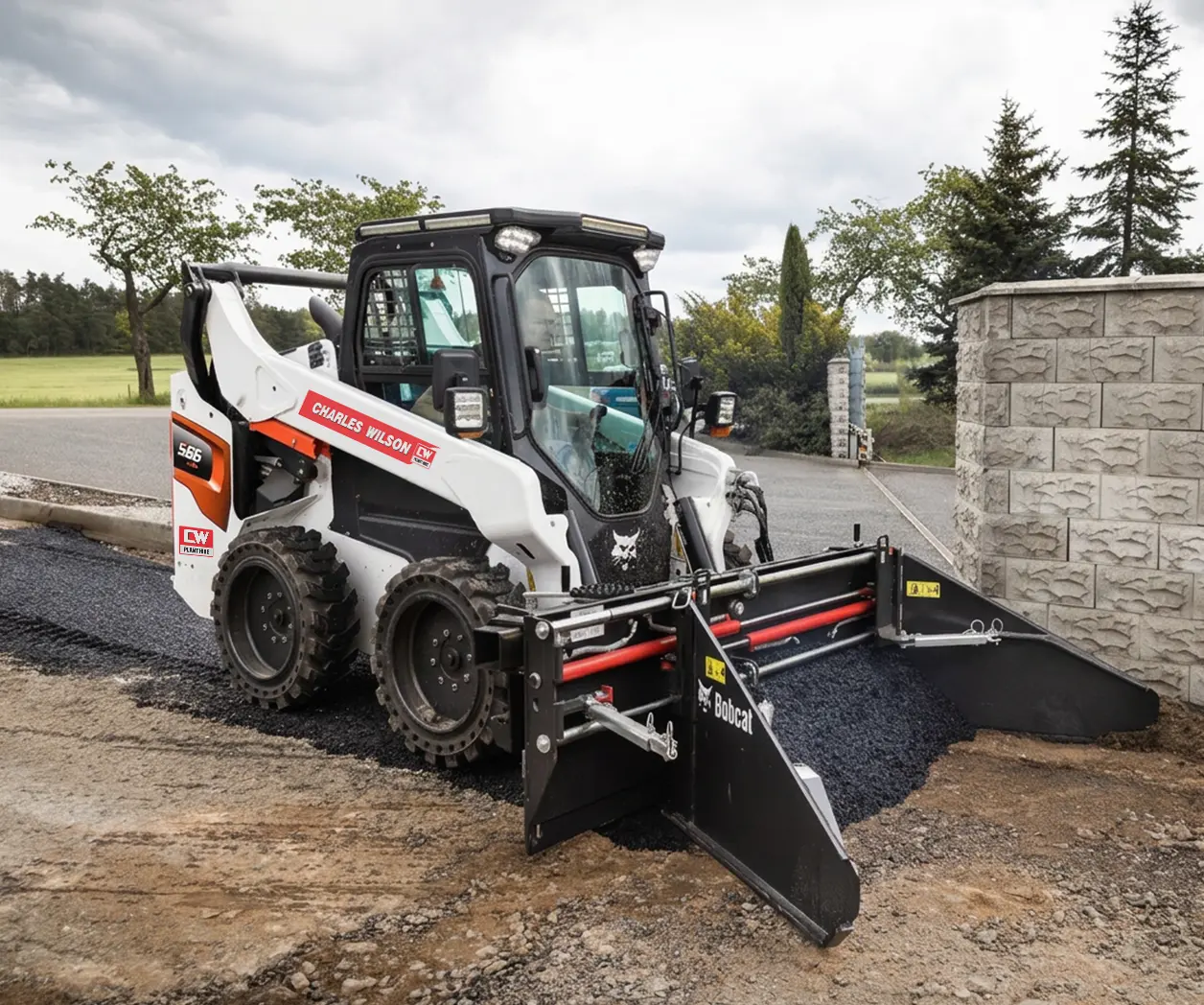 2400kg Wheeled Skid Steer Loader 3 2400kg Wheeled Skid Steer Loader
